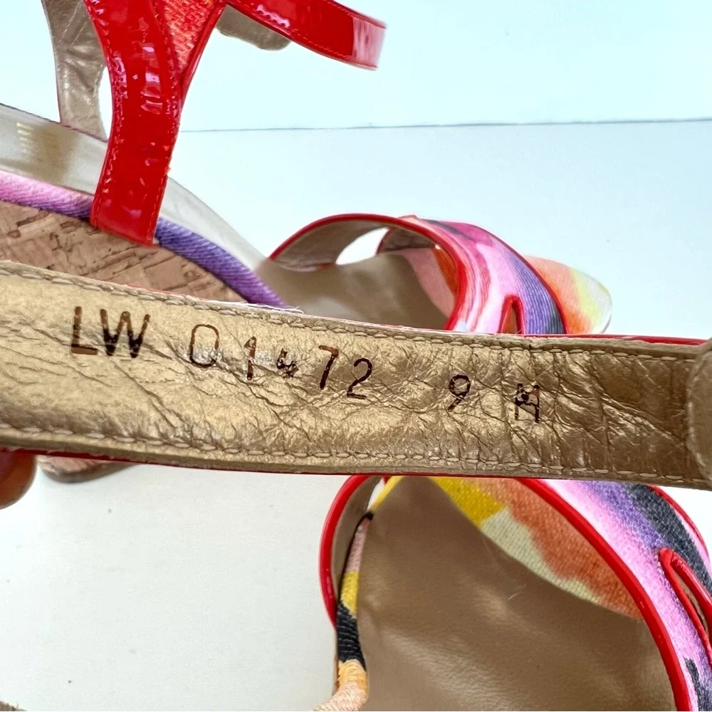 STUART WEITZMAN Orange Patent Leather w Multicolor Canvas Wedge Sandals Sz 9 M - Picture 9 of 11